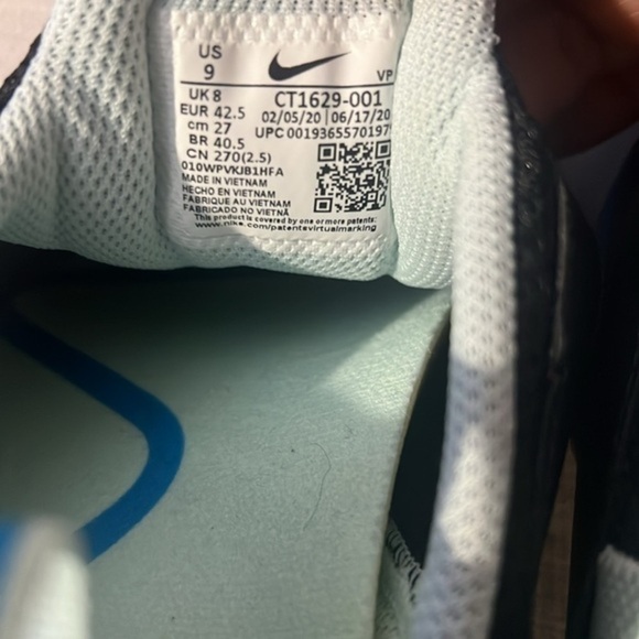 Nike "Zoom Pulse" UNISEX Nurse Shoes/Sneakers size 42.5 /9 men , or 9.5-10 women - Picture 5 of 11